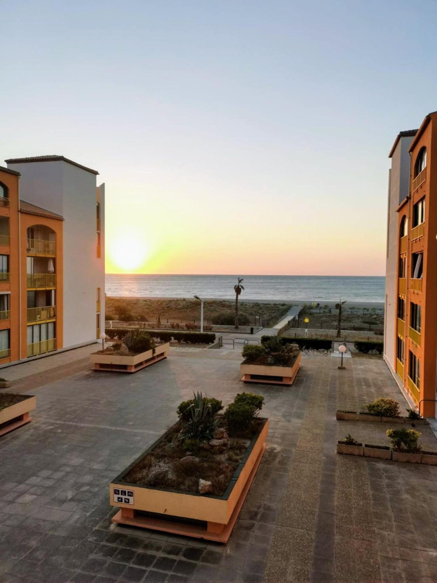 Appartement Vue Mer,Acces Direct Plage,Fibre,Clim,Parking Public Gratuit Le Barcarès Екстериор снимка